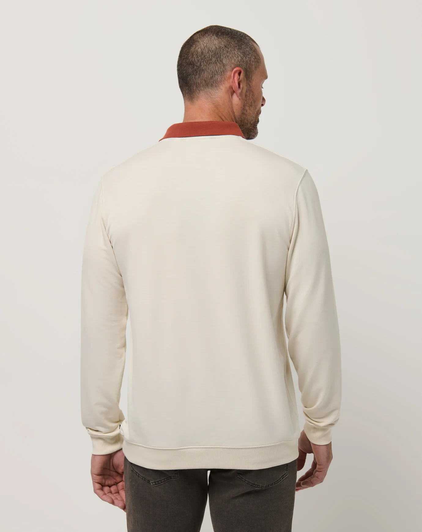 Amenities Collar Crew - Image 17