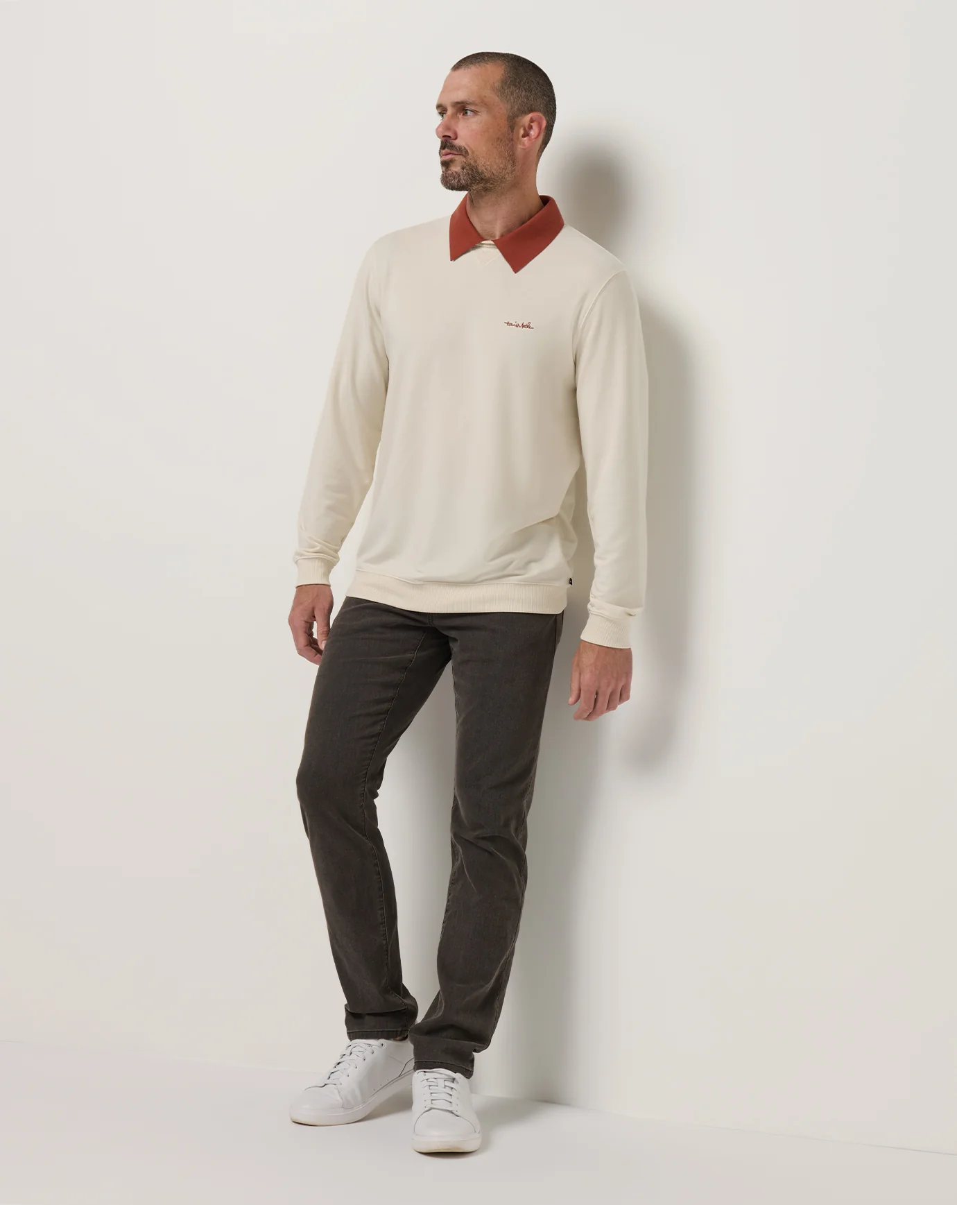 Amenities Collar Crew - Image 19