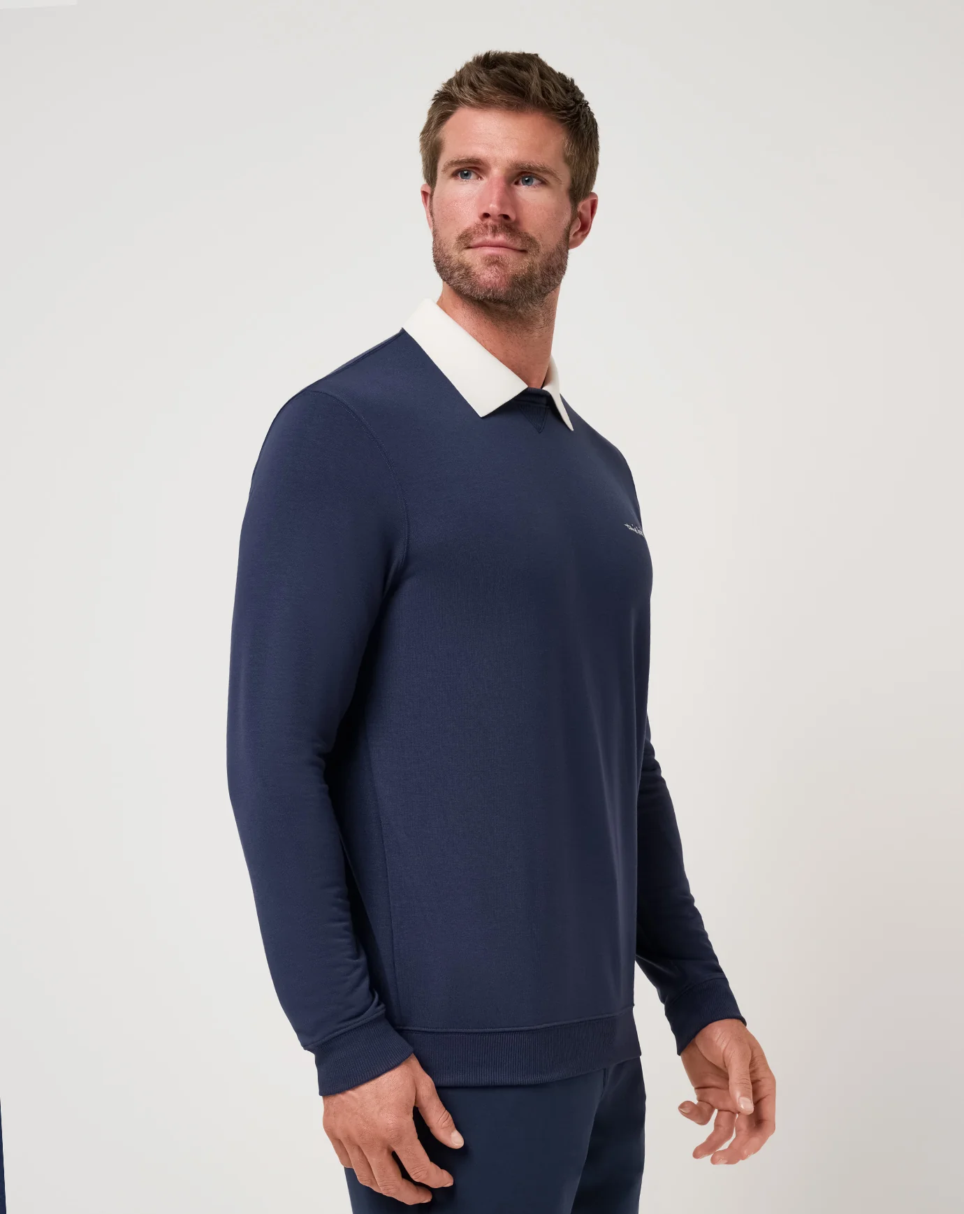 Amenities Collar Crew - Image 9