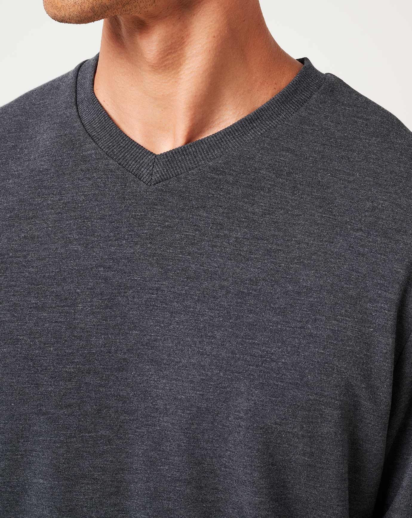 Amenities V-Neck Crew - Image 12