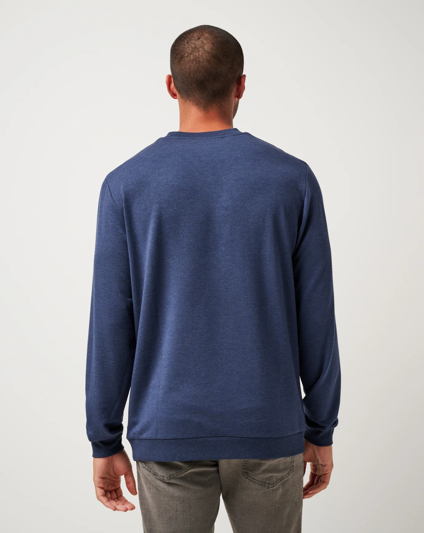 Amenities V-Neck Crew - Image 3