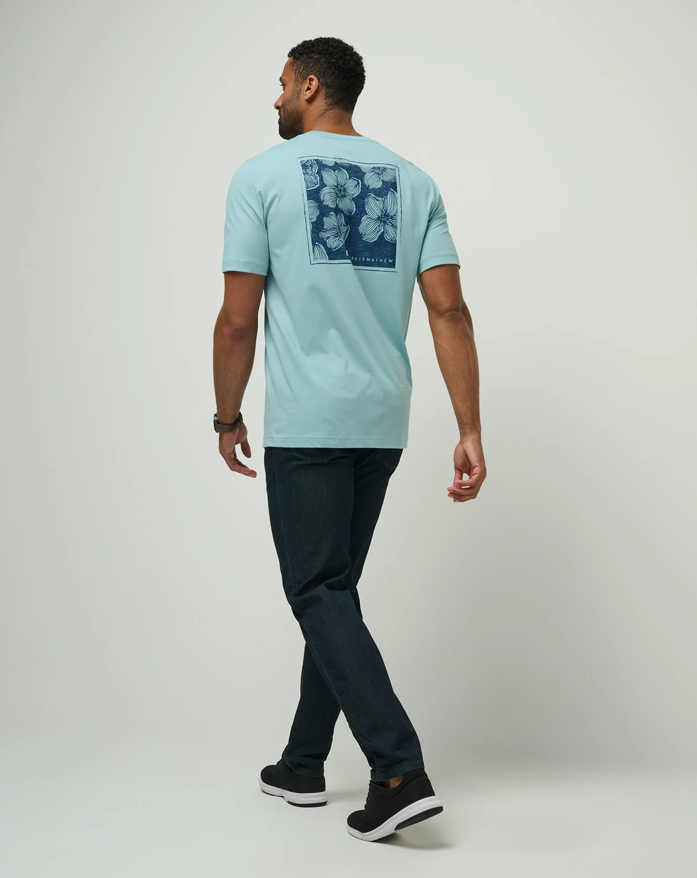 Catamaran Coast Tee - Image 5