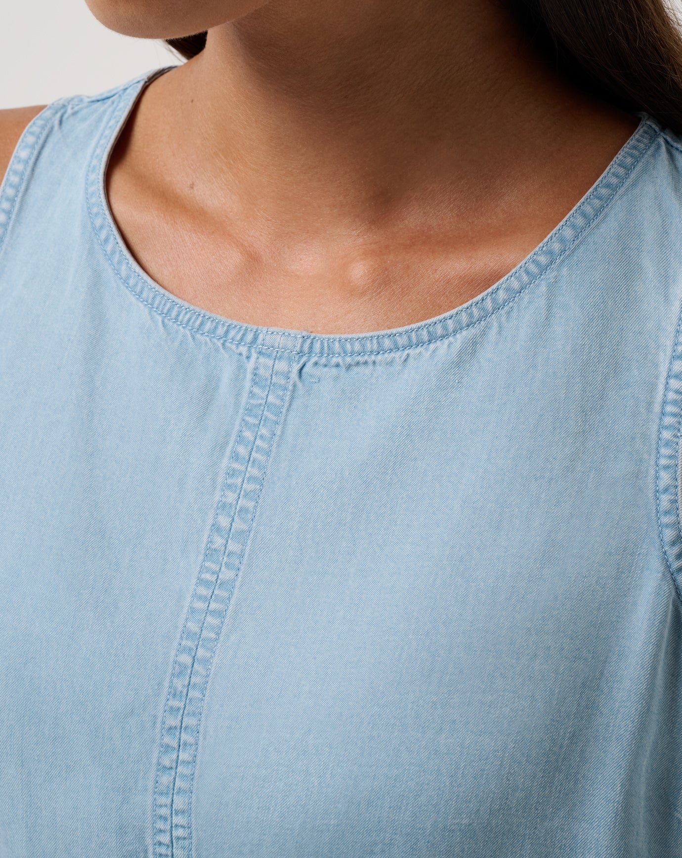 Chambray Ruched Tank - Image 3