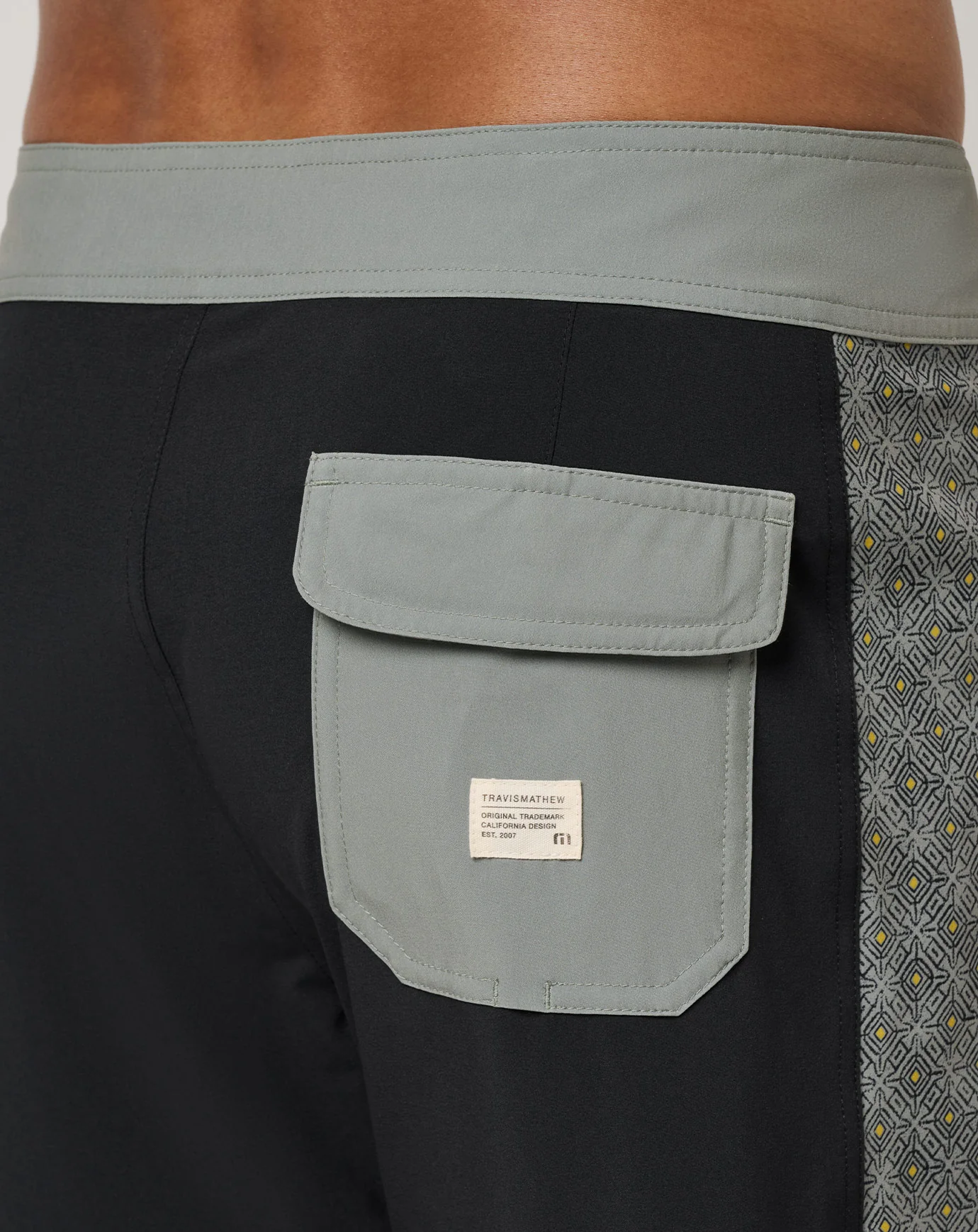 Chill Boardshort 18.5In - Image 5