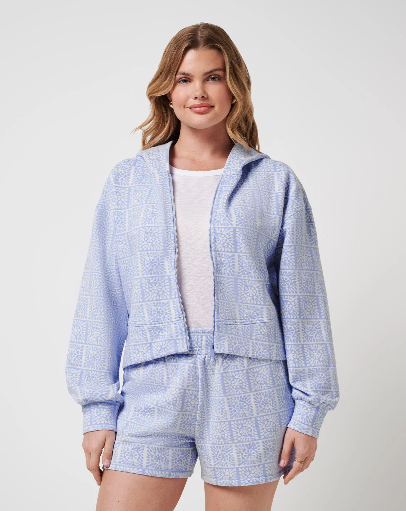 Cloud Fleece Stellar Hood - Image 8