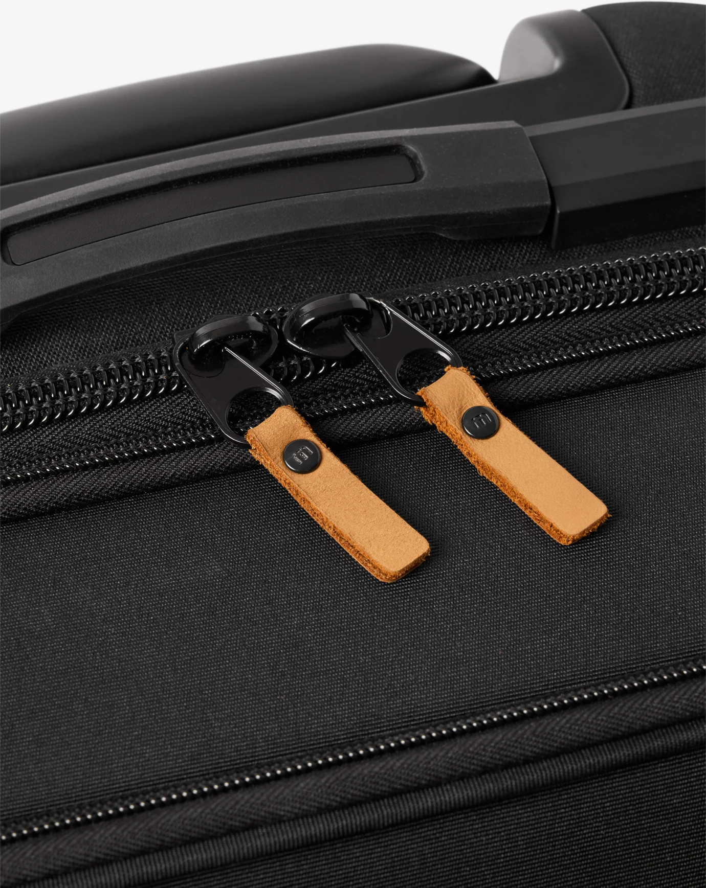 Coastal Carry On 4W - Image 10