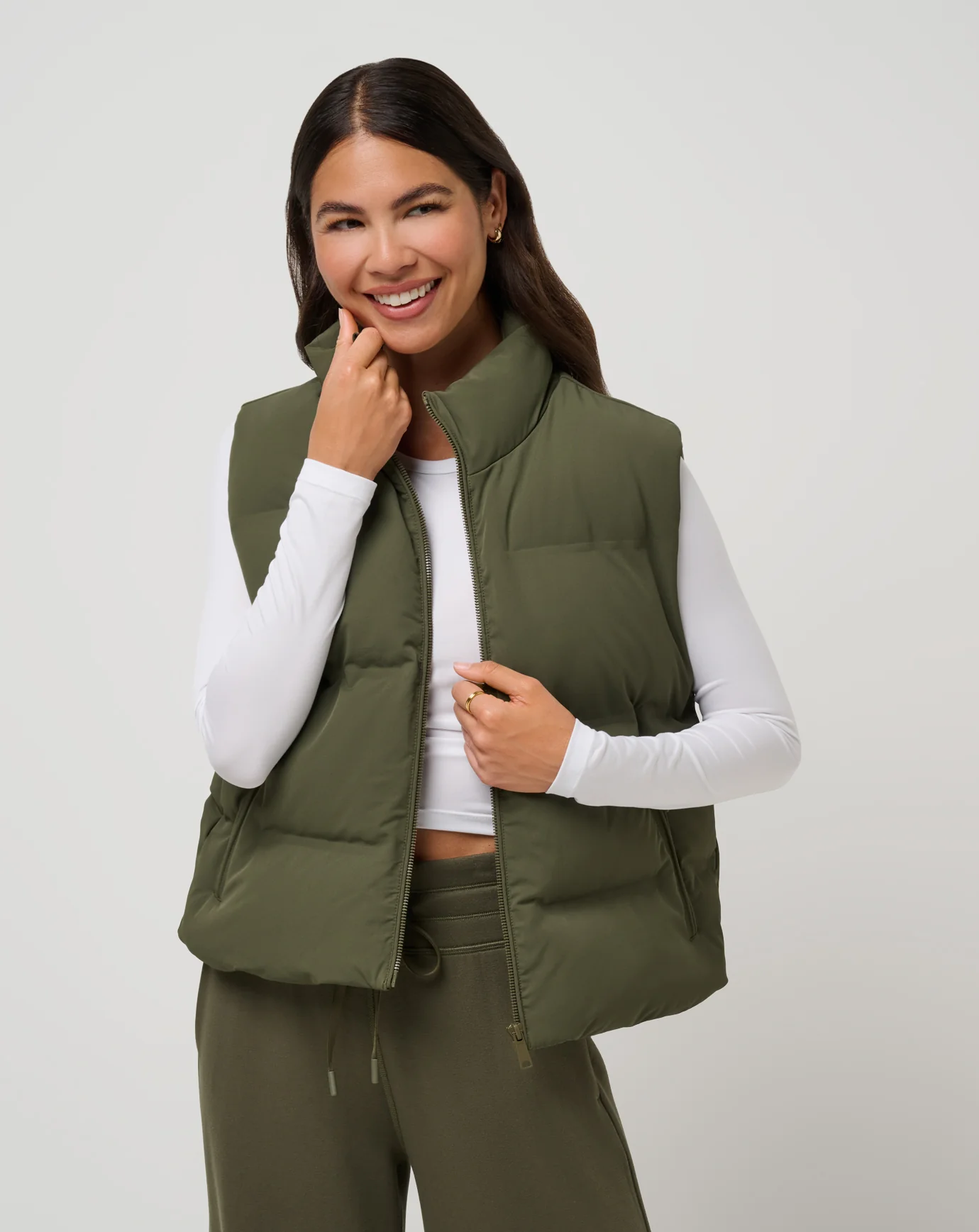 Moontide Bonded Puffer Vest - Image 13