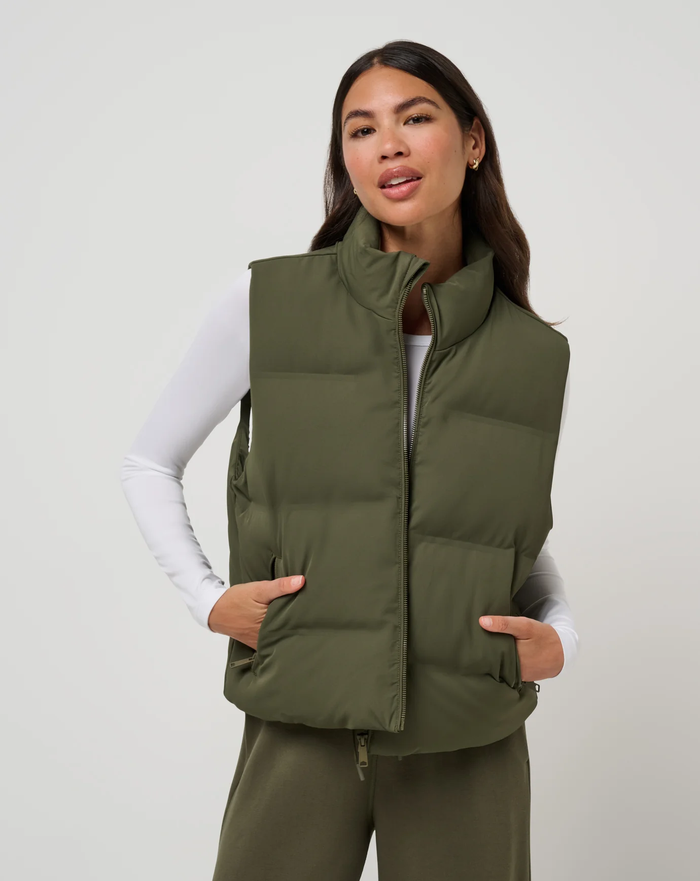 Moontide Bonded Puffer Vest - Image 14