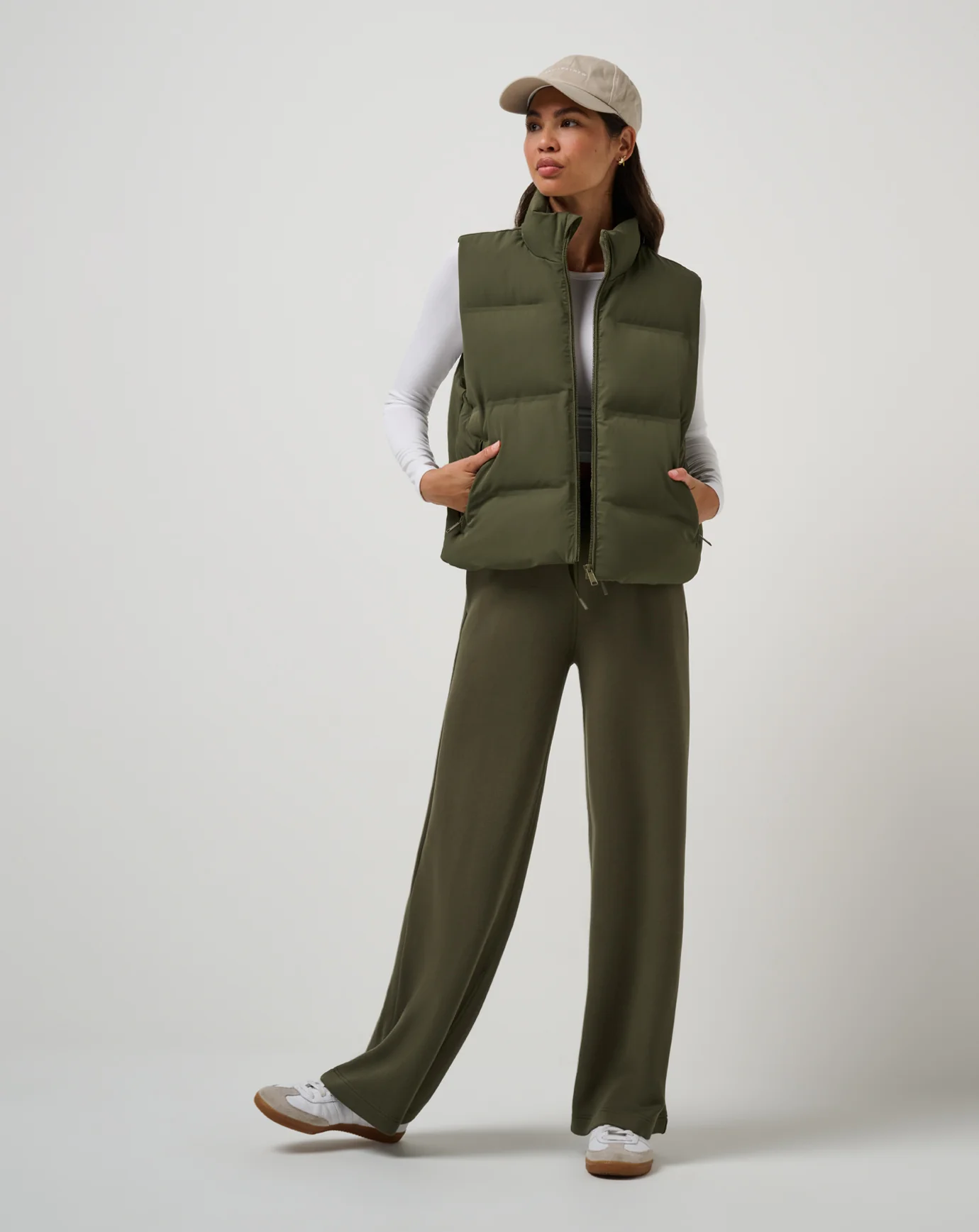 Moontide Bonded Puffer Vest - Image 15