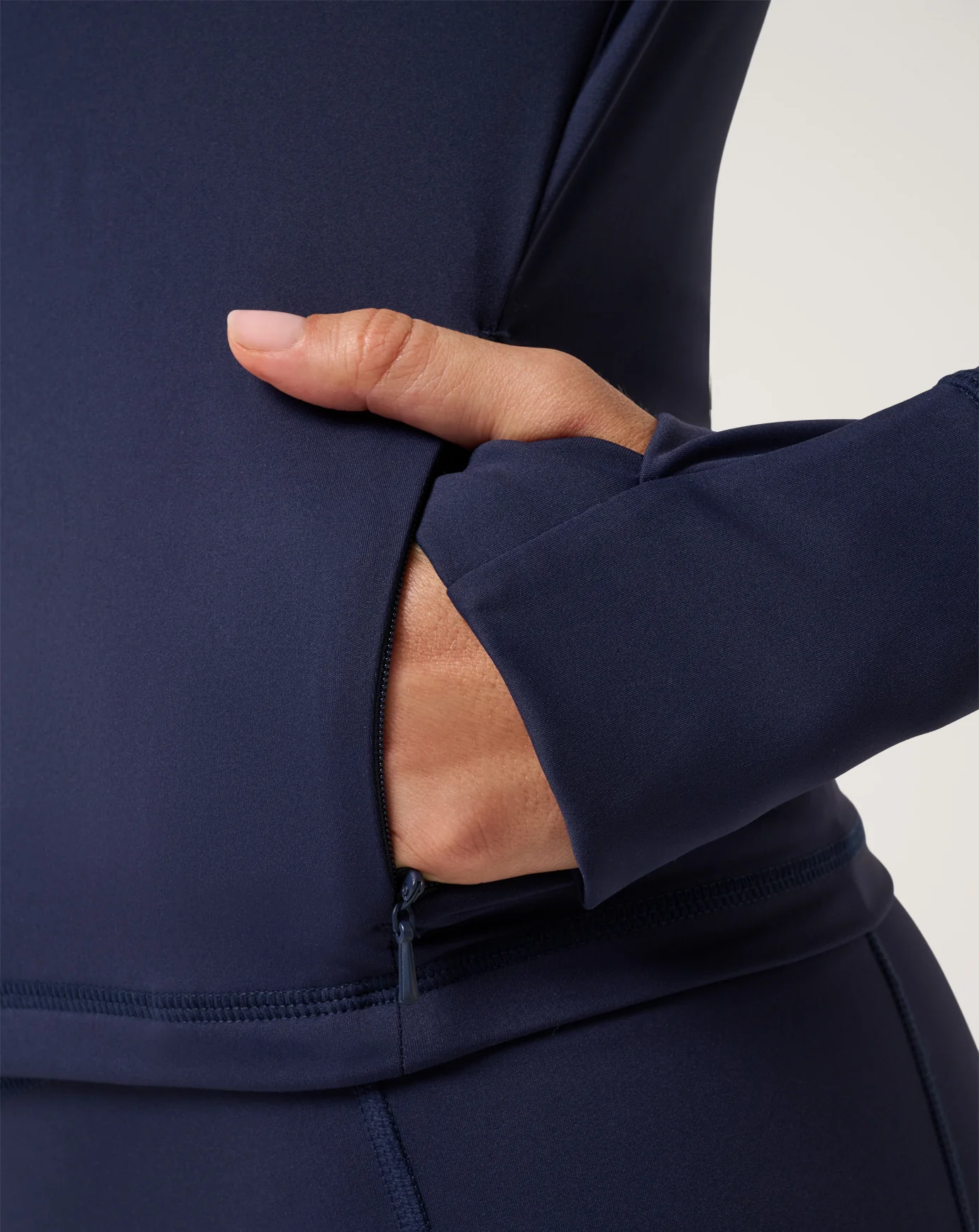 Moveknit Full Zip 2.0 - Image 11