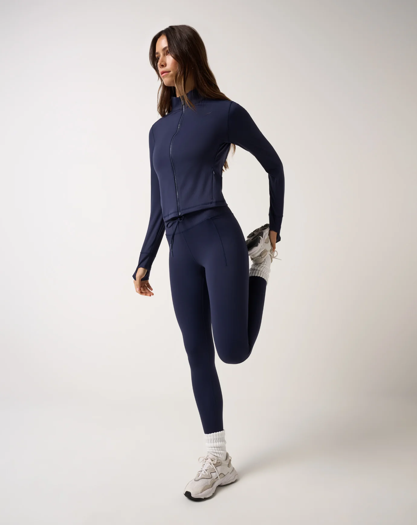 Moveknit Full Zip 2.0 - Image 13
