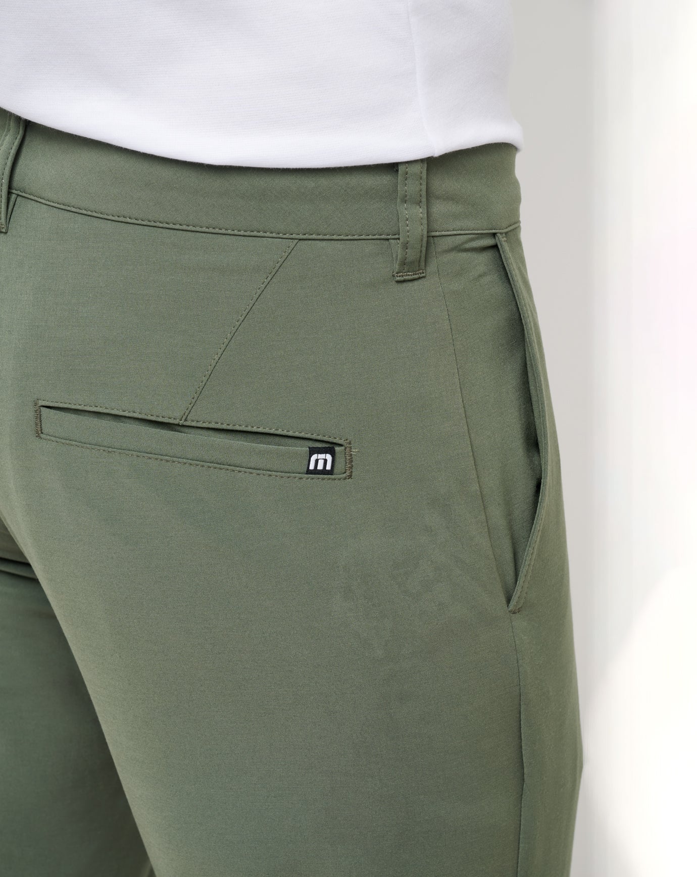 Open To Close Tech Chino Pant - Image 27
