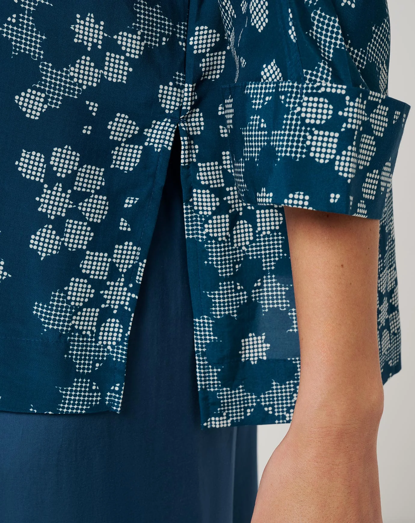 Savanna Printed Button-Up - Image 4