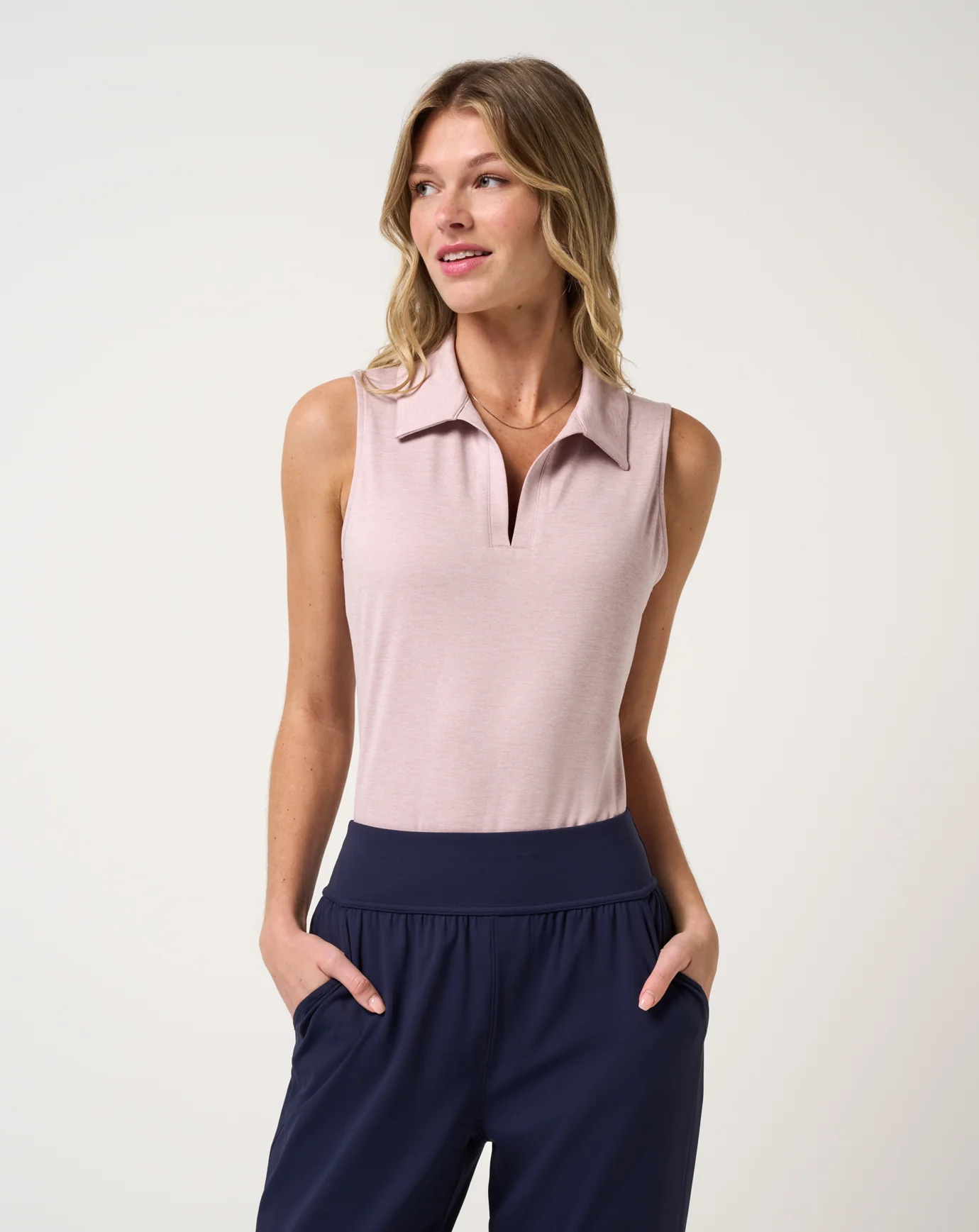 Skyloft Light Sleeveless Polo 2.0 - Image 24