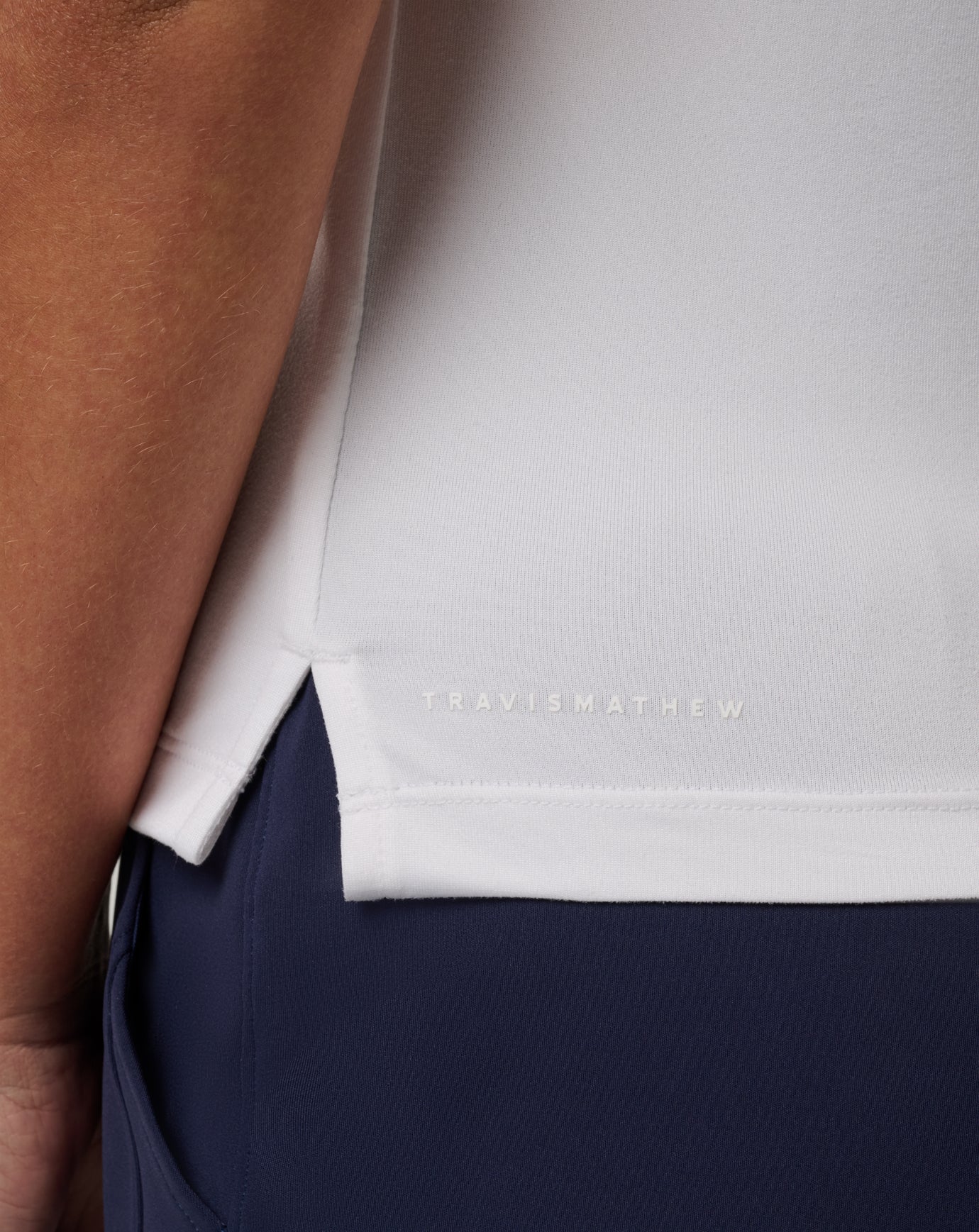 Skyloft Light Sleeveless Polo 2.0 - Image 3