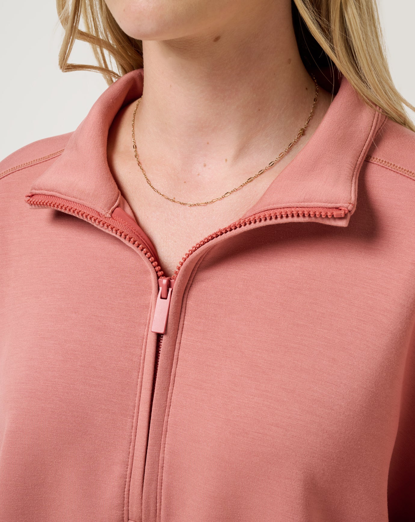 Skyloft Soft Echo Half Zip - Image 14
