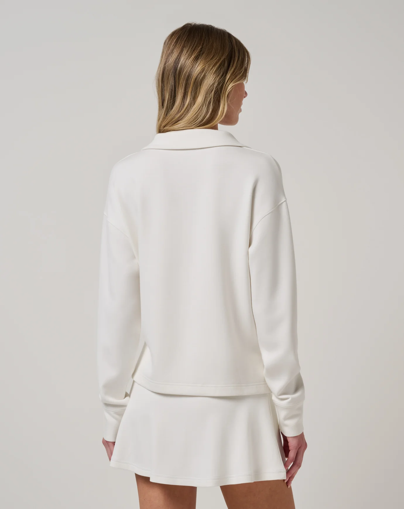 Skyloft Soft Vneck Pullover - Image 8