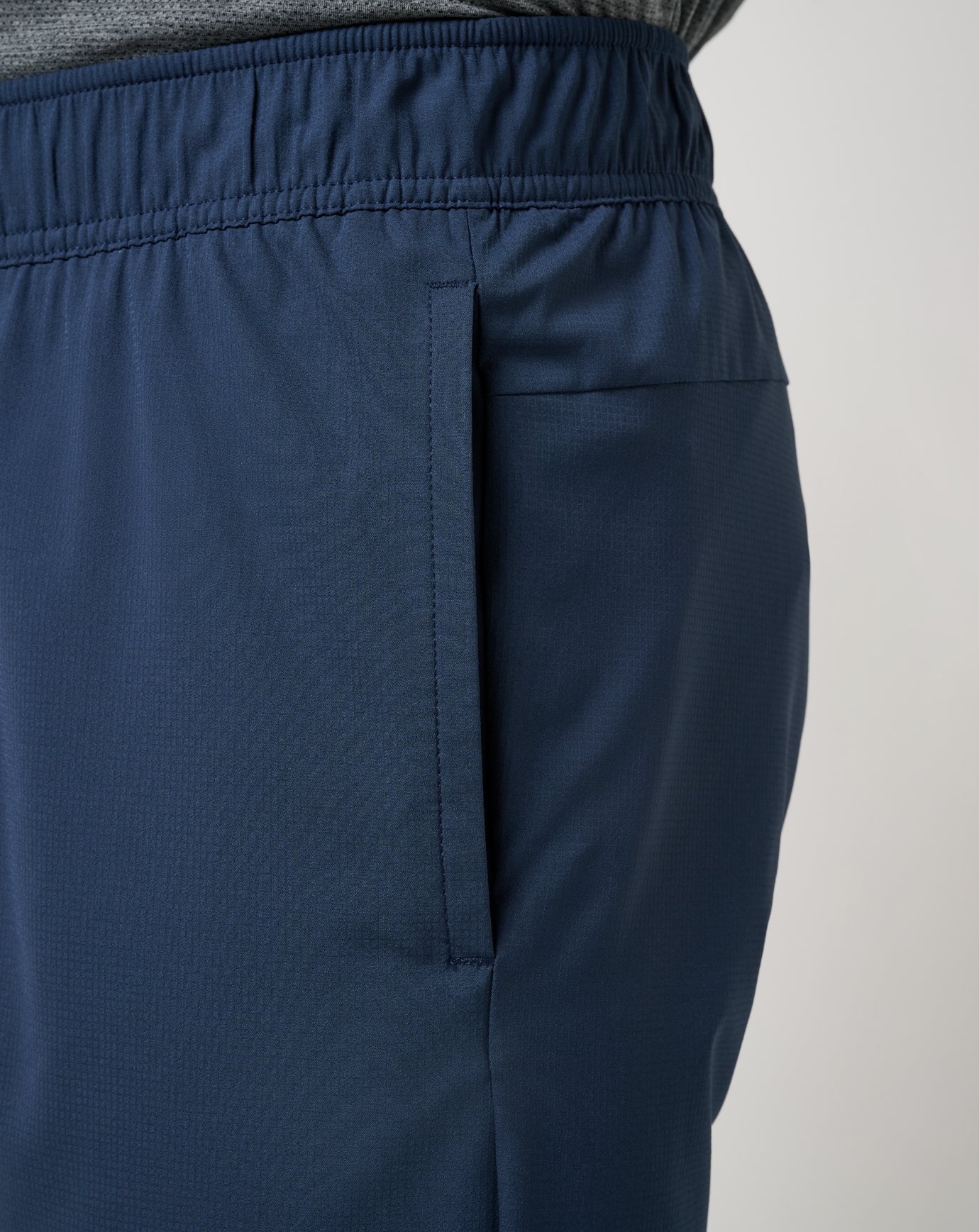 Wanderlust E-Waist Short 7.5In - Image 19